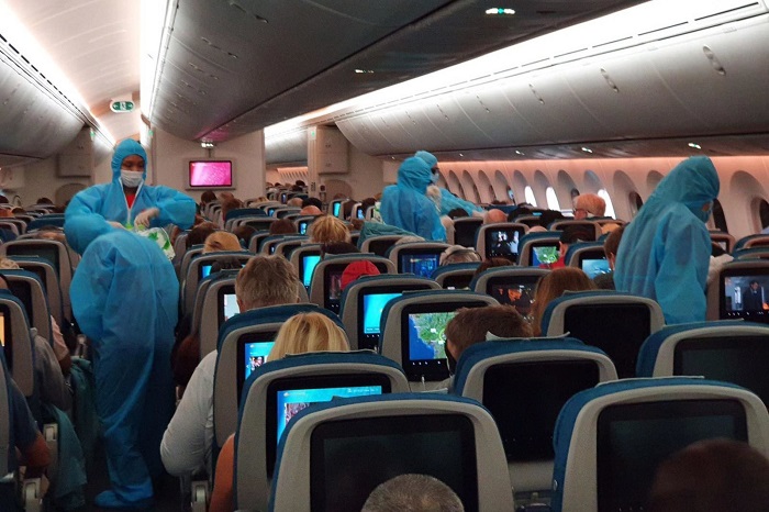 Hai chuyến bay đưa 600 công dân châu Âu mắc kẹt vì dịch Covid-19 rời Việt Nam